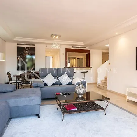Menara Penthouse